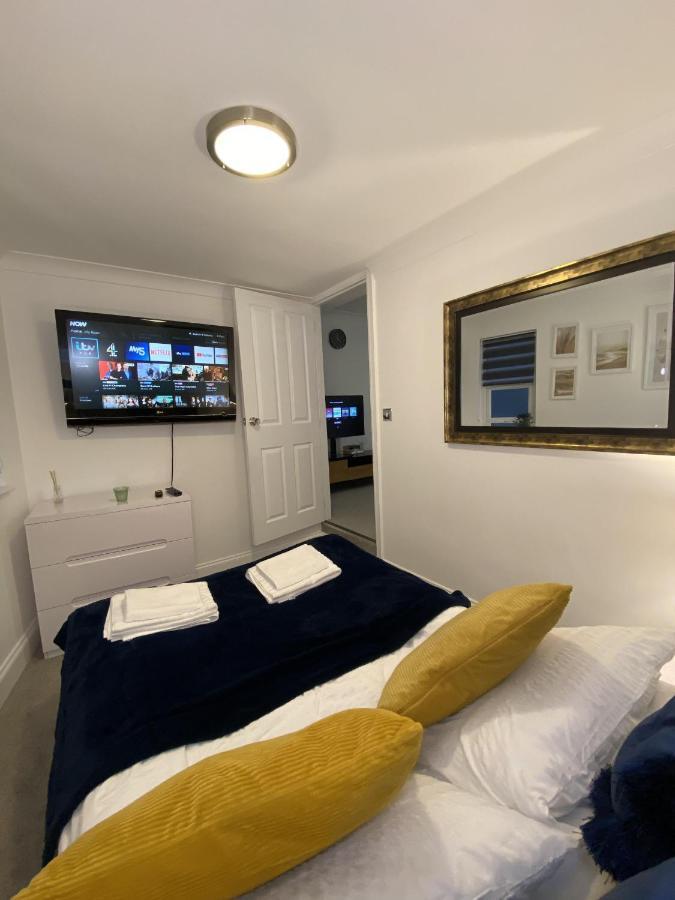February Bliss Special, Unwind In Style With Our Exclusive Sa Promo, Book Now Apartment ลอนดอน ภายนอก รูปภาพ